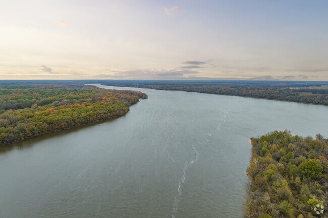 Woodson is located along the Arkansas River.