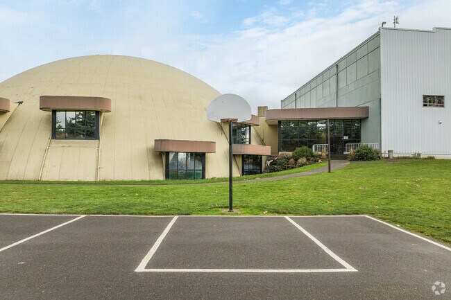 Mannahouse Christian Academy