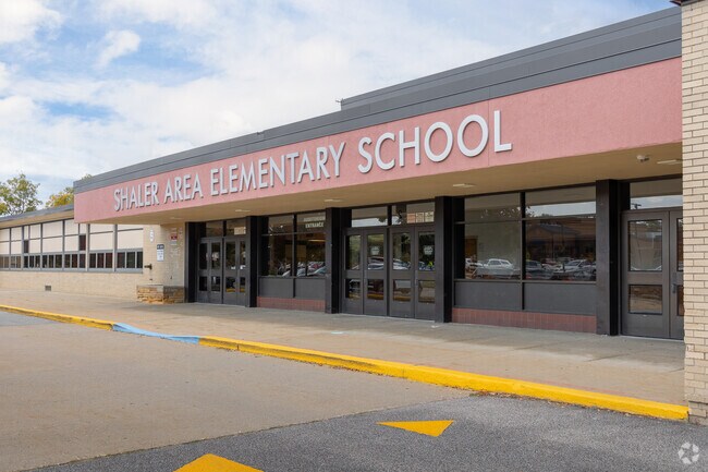 Shaler Area Elementary School serves grades 4–6 near Millvale in Glenshaw.