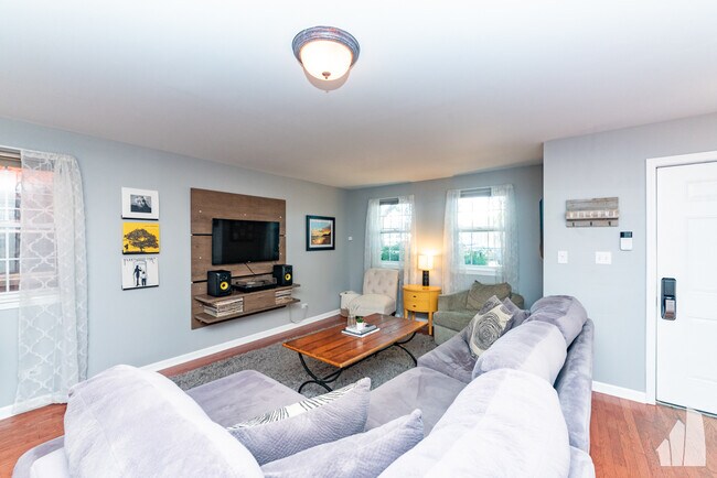 1473 N Larrabee St unit A, Chicago, IL 60610 - photo 2