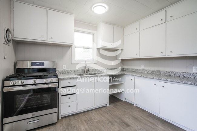 1801 Leer St, South Bend, IN 46613 - photo 7