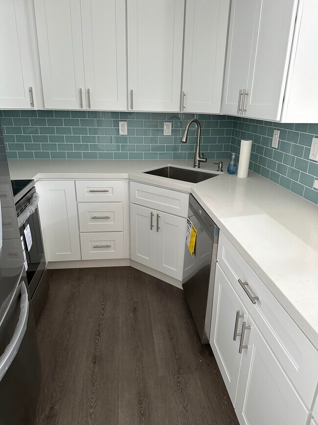 200 Dunecrest Ave, Monterey, CA 93940 - photo 3