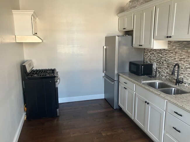 118 E Sandusky St unit 1, Findlay, OH 45840 - photo 3