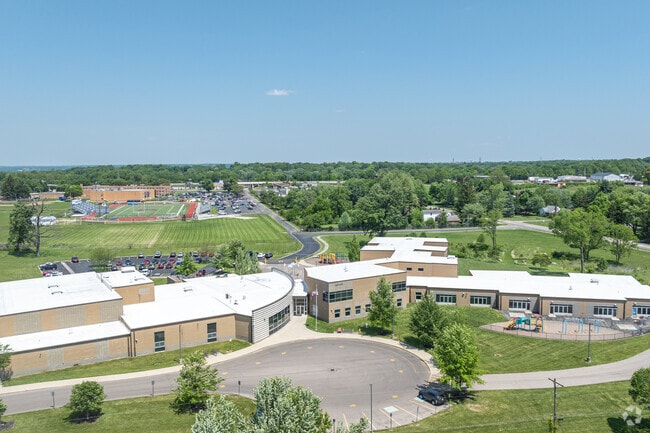 Eastmont Elementary School is for students in grades PK and K-6.