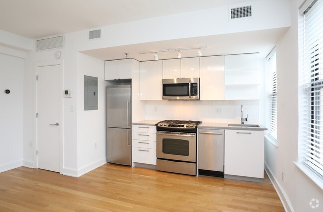 The Bond, Washington, DC 20036 - photo 7