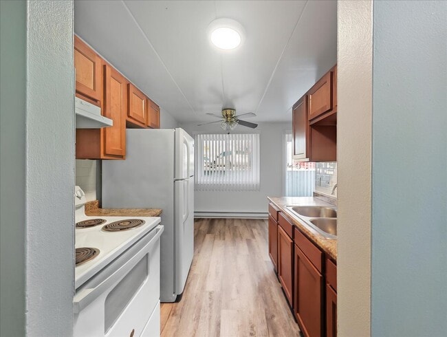 350 S Main St unit 1, Wauconda, IL 60084 - photo 2