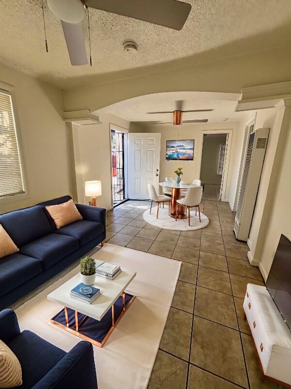1402 N Willowbrook Ave Unit D, Compton, CA 90222