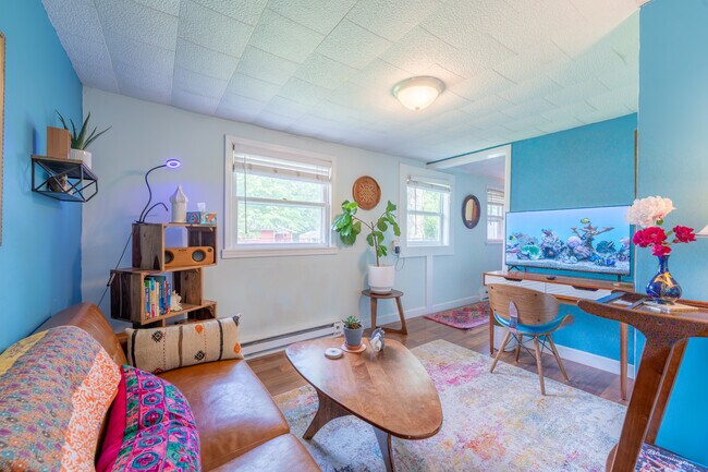 1101 S Rogers St unit 3, Bloomington, IN 47403 - photo 5