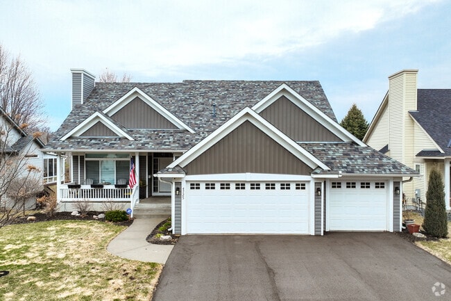 Some lots in Welcome Park have been rebuilt with newer craftsman-style homes.