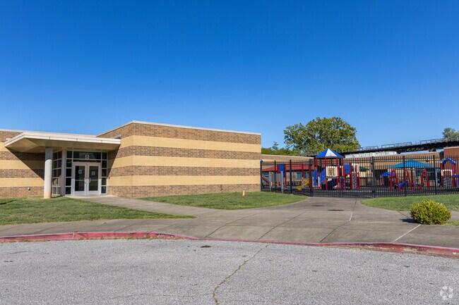 Mary Snow West Side Elementary School has an overall rating of C-, according to Niche.