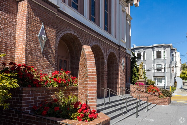 Around 270 students attend Saint Vincent de Paul which has a student-to-teacher ratio of 8-1.