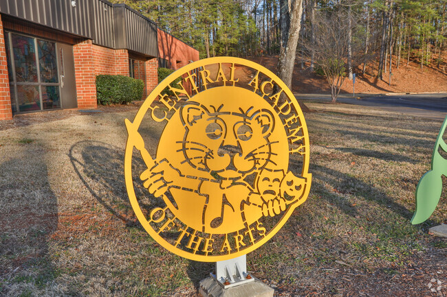 Central Academy of the Arts sign