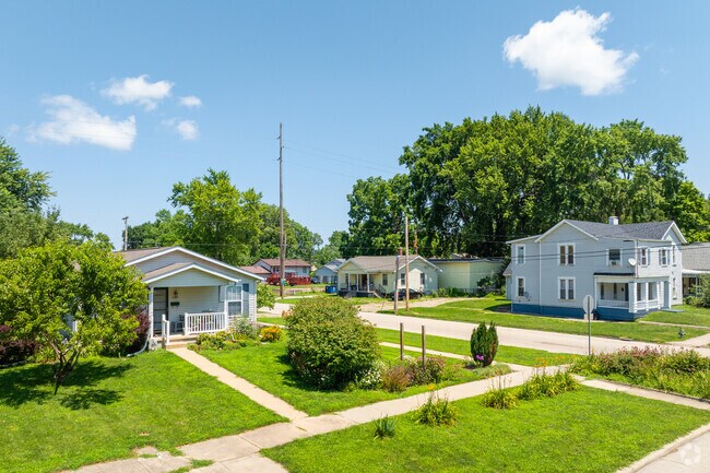 Mather and Wells is a quiet, old neighborhood with generations of families.