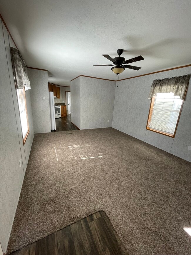 6 Fidler Ct, Pine Grove, PA 17963 - photo 4