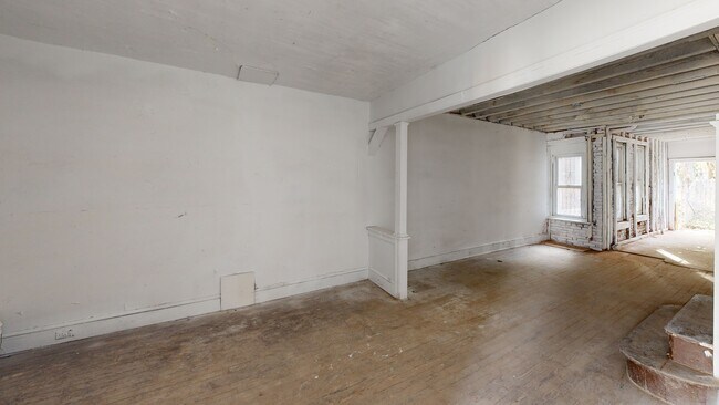 1362 Whitman Ave, Camden, NJ 08104 - photo 2