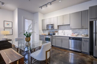 5215 Belmont Ave, Dallas, TX 75206