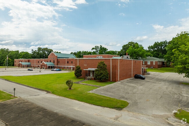 Lucy Elementary School offers classes from Pre-K through 5th grade.