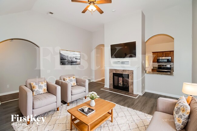 8595 Shady Elm Dr, Cordova, TN 38018 - photo 5