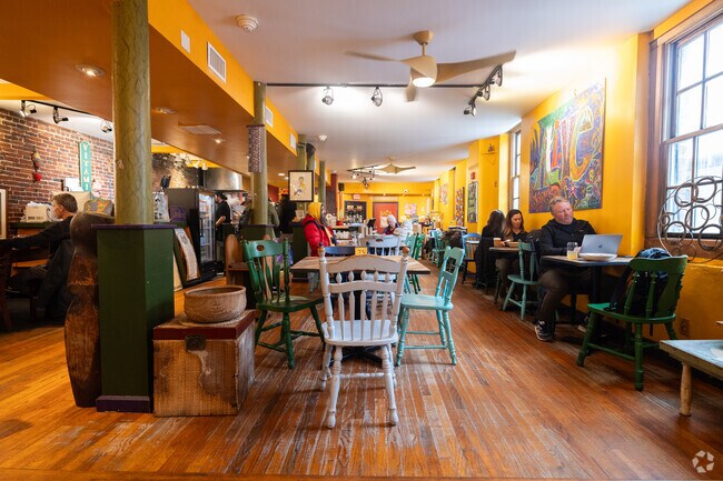 Life Alive Cafe serves up organic vegan dishes in South Lowell