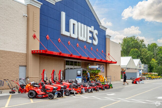 Lowe’s is conveniently located off I-84 near Westfall.