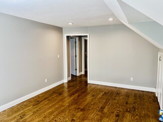 23 Custis Ave Unit 2, White Plains, NY 10603