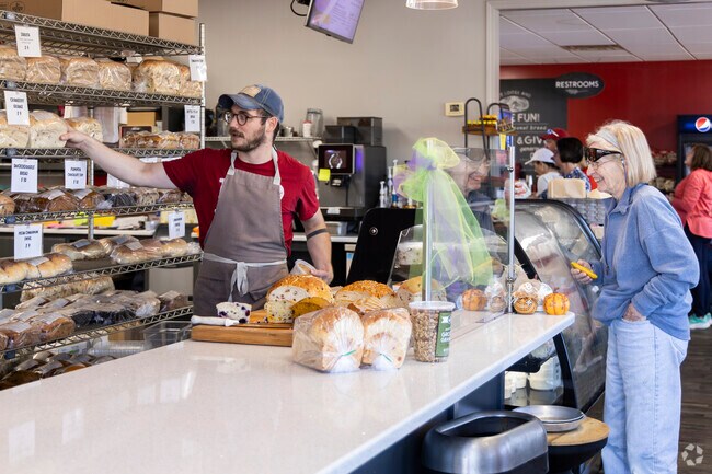 Residents enjoy access to great dining options in Southeast Owensboro, like Great Harvest Bread.