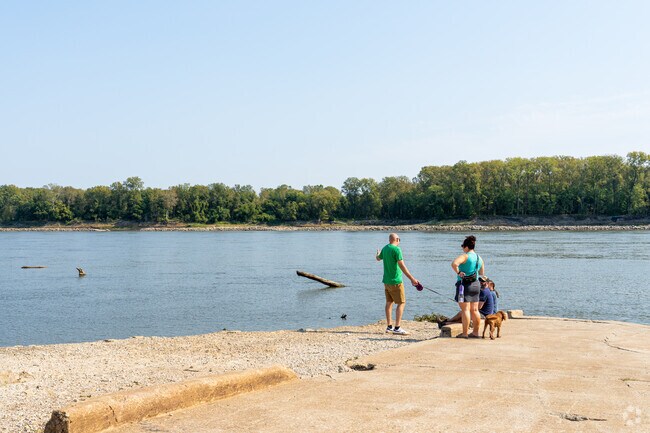 Enjoy time along the Missouri River in Old Town Saint Charles.