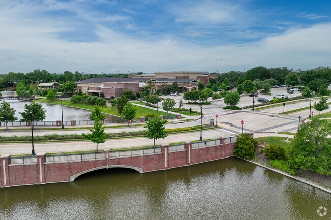 The Marq Facility is located inside Bicentennial Park in Southlake has an events hall, multipurpose meeting space and a club lounge.
