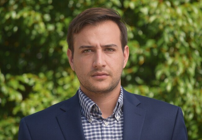 Agent Photo