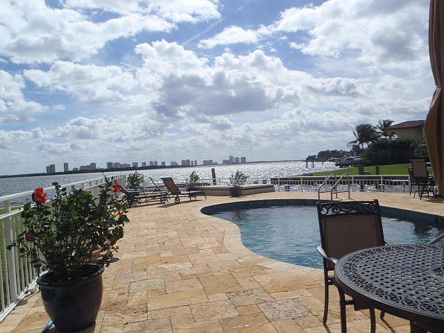 68 Yacht Club Dr unit Marina Harbour, North Palm Beach, FL 33408 - photo 5