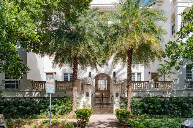 Many smaller multi-family apartment buildings are found in South Pointe.