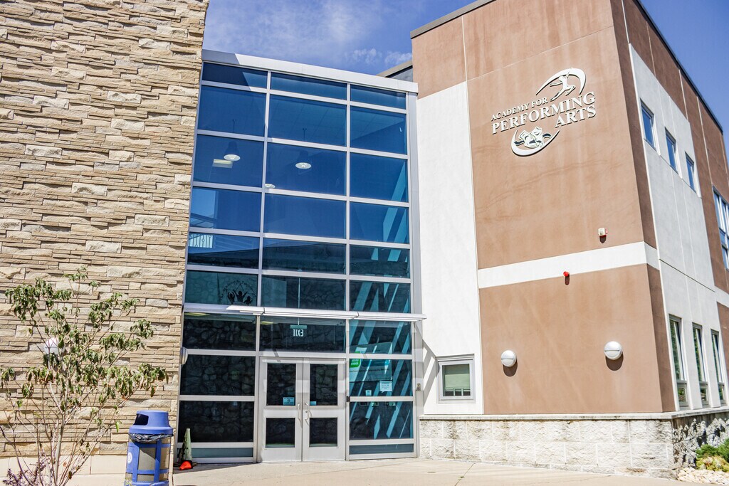 Academy for Performing Arts provides education in the neighborhood of 
Scotch Plains