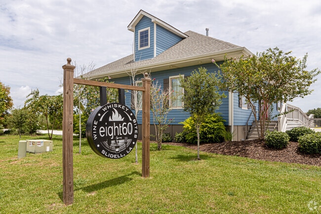 In Eden Isle Eight60 has an extensive wine, whiskey, and bourbon selection.