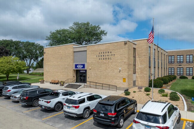 Serena High School serves the students of Sheridan.
