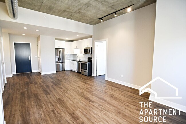 3833 N Broadway St unit 310, Chicago, IL 60613 - photo 4