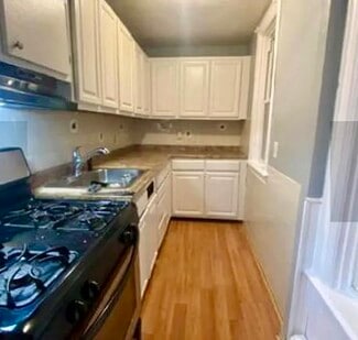 152 Harrison St, Pawtucket, RI 02860