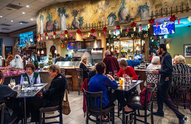 Trilussa offers fine cuisine and wine in Downtown Cathedral City.