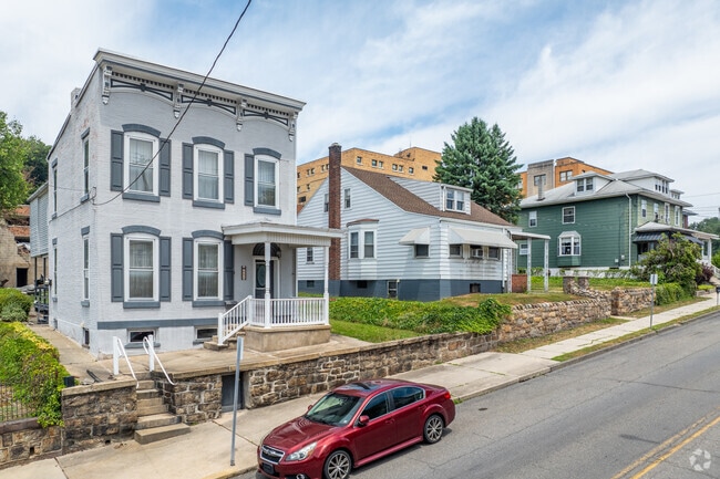 Larger six bedroom homes on E Norwegian Street sell for $125,000 in Lawtons Hill.