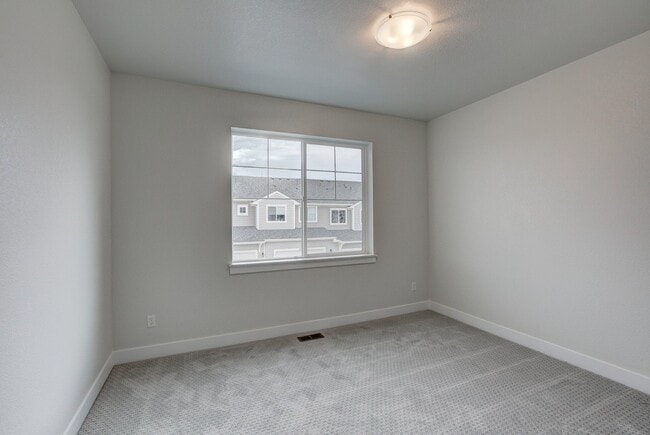 3425 Triano Creek Dr unit 36471282, Loveland, CO 80538 - photo 4