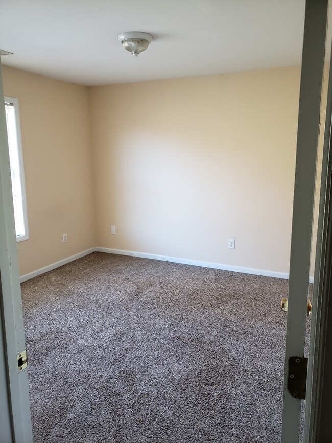 128 Anna St unit A, Lillington, NC 27546 - photo 4