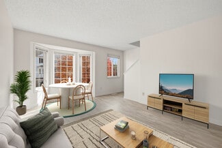 4811 Education Dr N Unit 3, Hugo, MN 55038