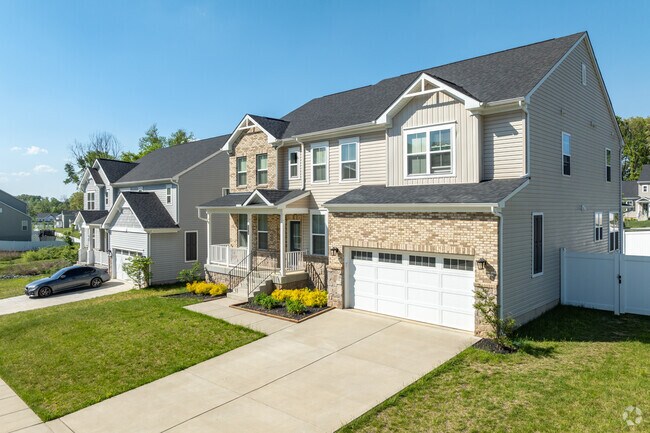 Live in a beautiful new build in Jessup.