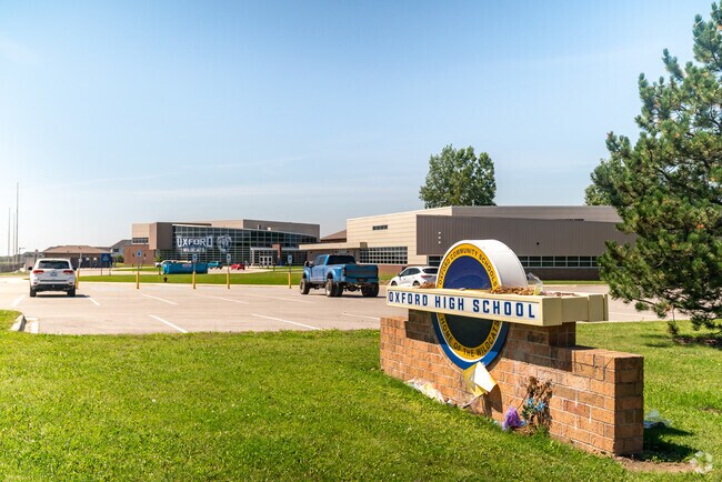 Families in Leonard and Addison Township send students to Oxford High School.