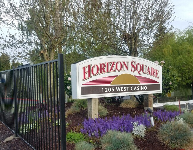 Horizon Square Apartment Homes, Everett, WA 98204 - photo 3