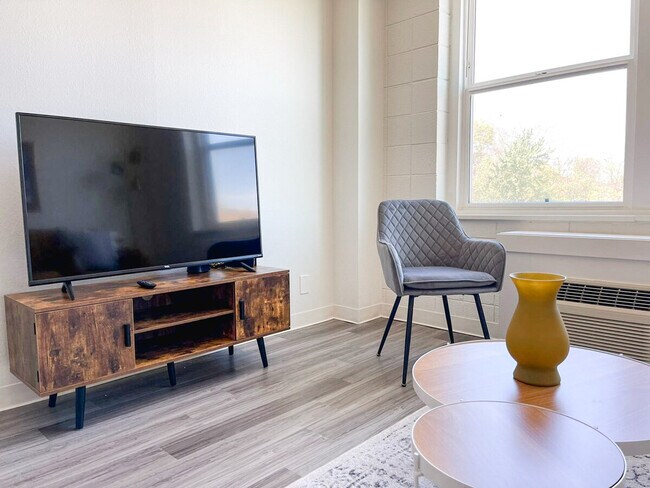 2515 Burnet Ave unit ID1036750P, Cincinnati, OH 45219 - photo 6