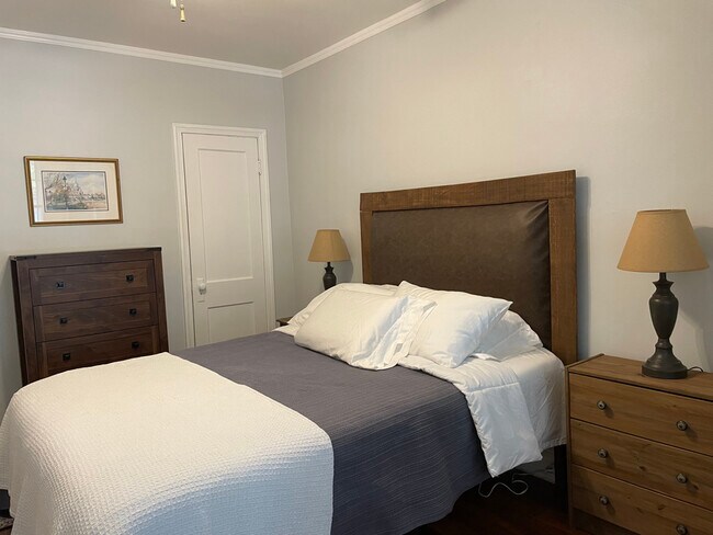 2613 39th St NW unit 3, Washington, DC 20007 - photo 5