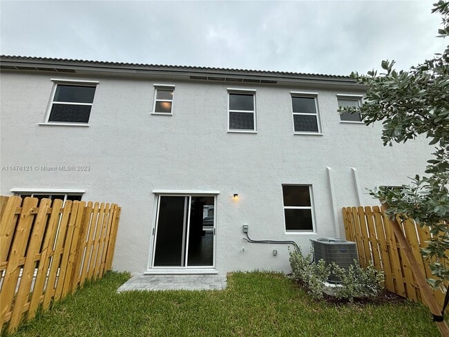 16238 SW 290th Terrace, Homestead, FL 33033 - photo 2