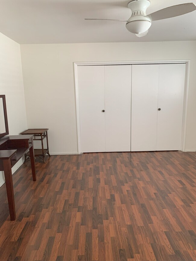 1055 S Holt Ave unit 3, Los Angeles, CA 90035 - photo 4