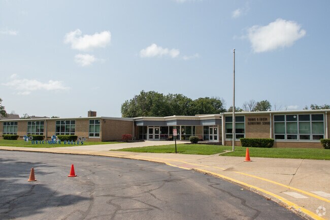Edison Elementary School provides education to the little residents in 
Willoughby Hills.