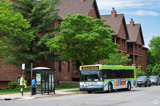 La Crosse MTU has several stops throughout Downtown La Crosse.